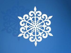 Lumihiutale valkoinen 13 cm roikkuva koriste, 10 kpl/pkt