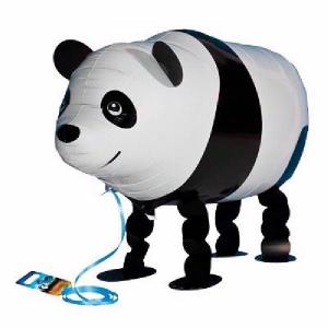 Panda kävelevä foliopallo