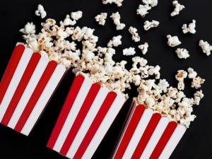 Popcorn-/herkkuastiat valko-punaraidalliset, 6kpl