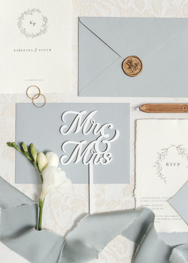 Hääkakun koriste Mr&Mrs valkoinen akryyli