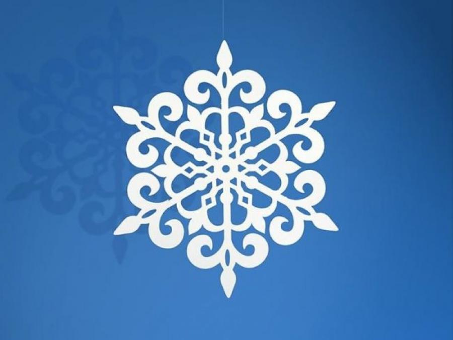 Lumihiutale valkoinen 13 cm roikkuva koriste, 10 kpl/pkt