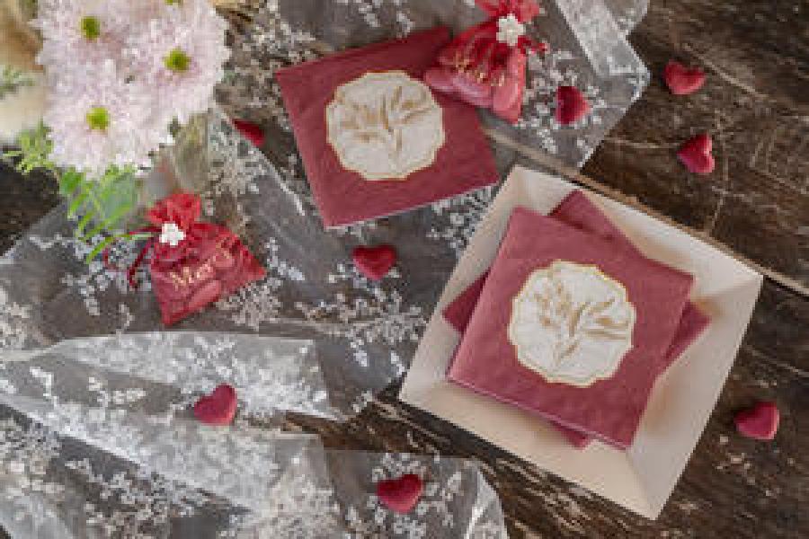 Pitsi kaitaliina ivory pienet kukat 25 cm, 2,5 m