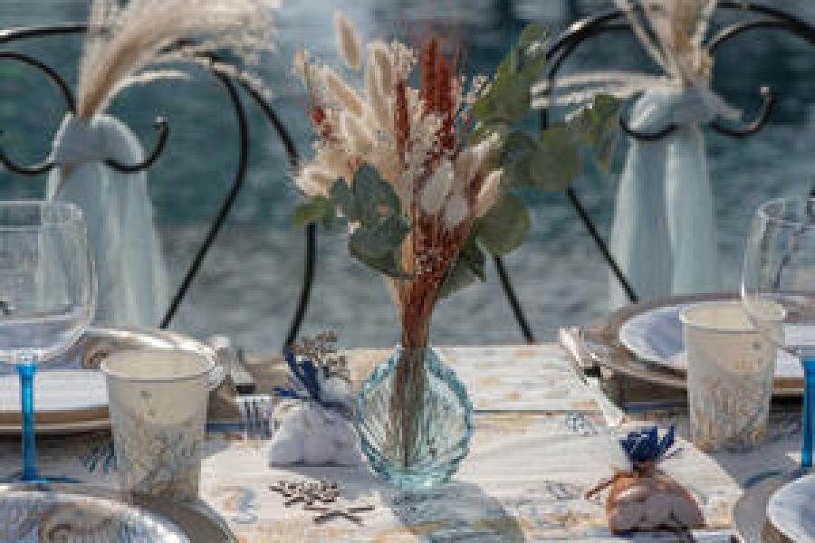 Lasimaljakko simpukka sininen 8,5 x 9,5 cm