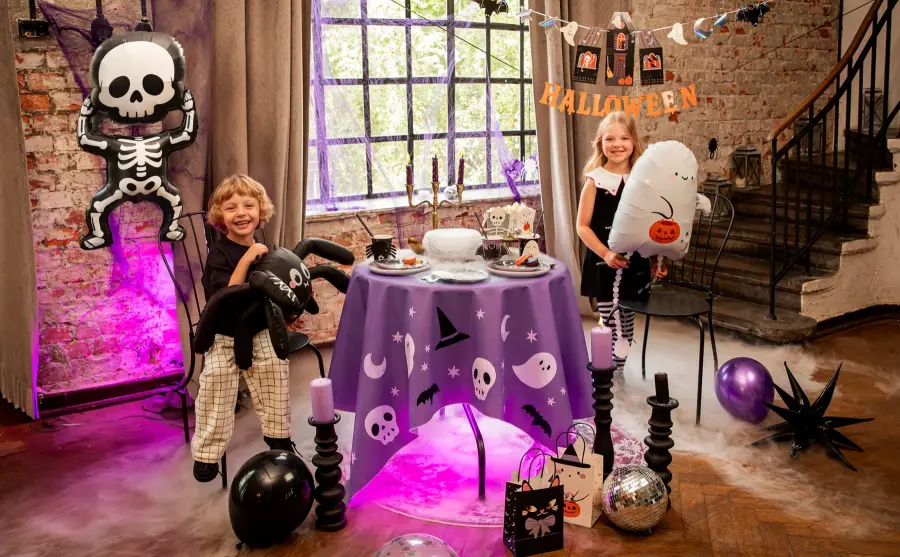 Pahvilautaset Halloween Spooky Friends 18 cm, 6 kpl