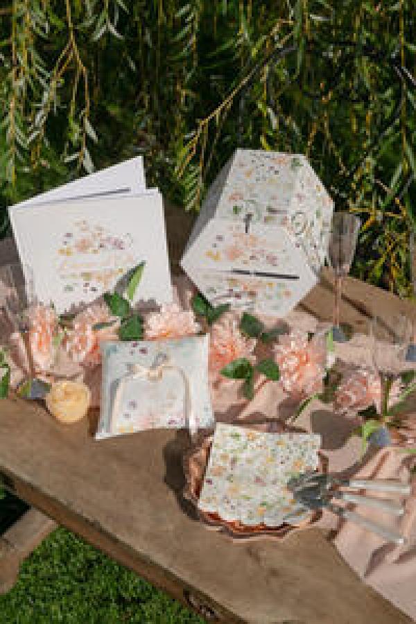 Lautasliina kesäinen kukkaketo 33 cm, 12 kpl