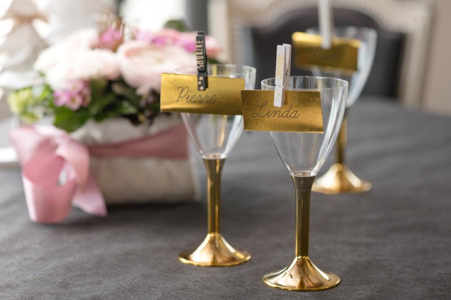 Paikkakortti metalliruusukulta 7 x 3 cm, 10 kpl