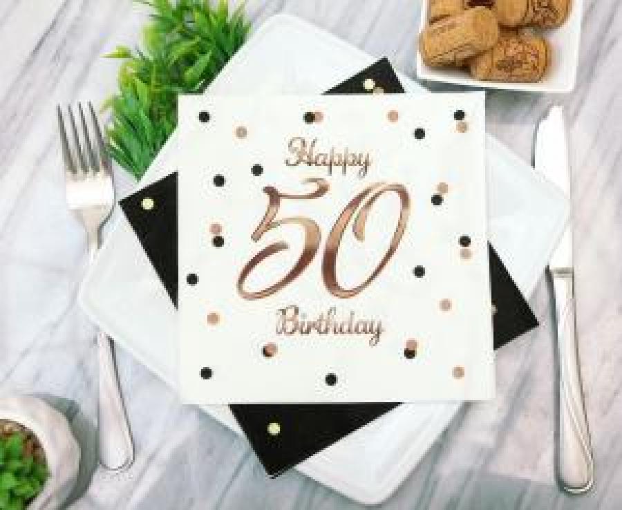 Iso valkoinen lautasliina "Happy 50 Birthday" ruusukultatekstillä, 20 kpl