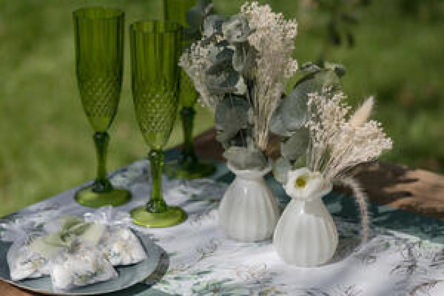 Lasimaljakko kukka ivory 6 x 8 cm