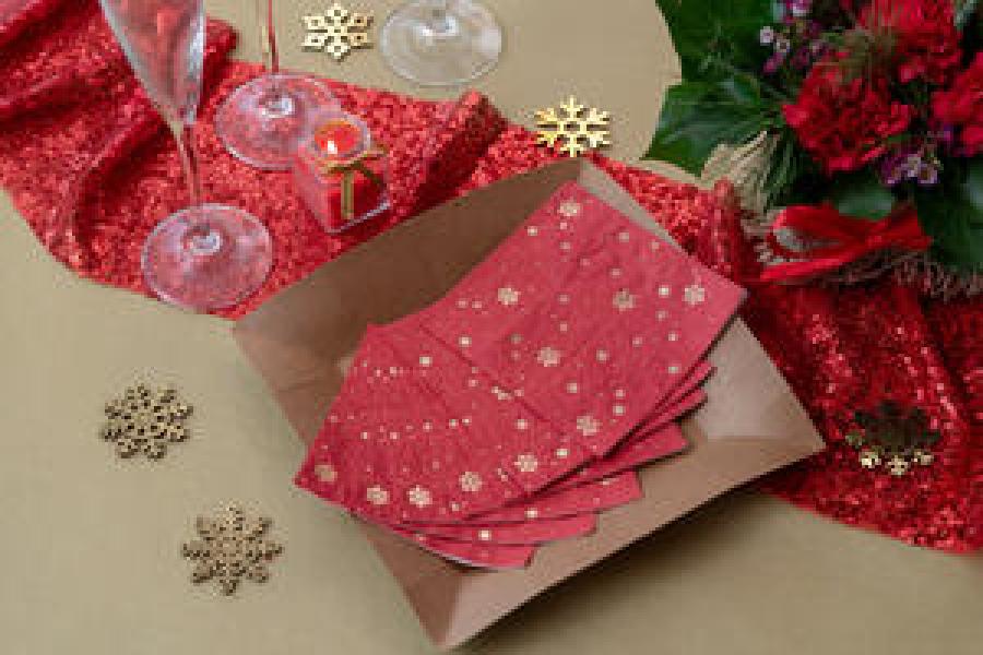 Pieni lautasliina punainen kultaisilla lumihiutaleilla, 20 kpl