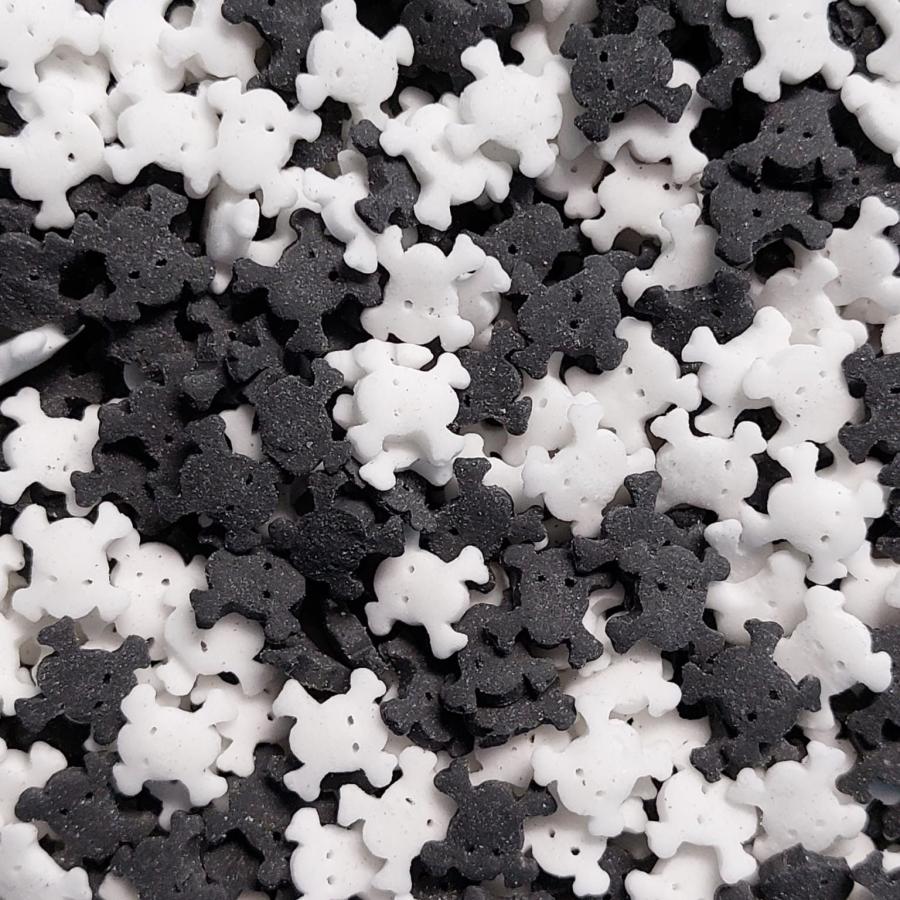 Syötävät koristeet mustat ja valkoiset pääkallot 45 g, gluteeniton